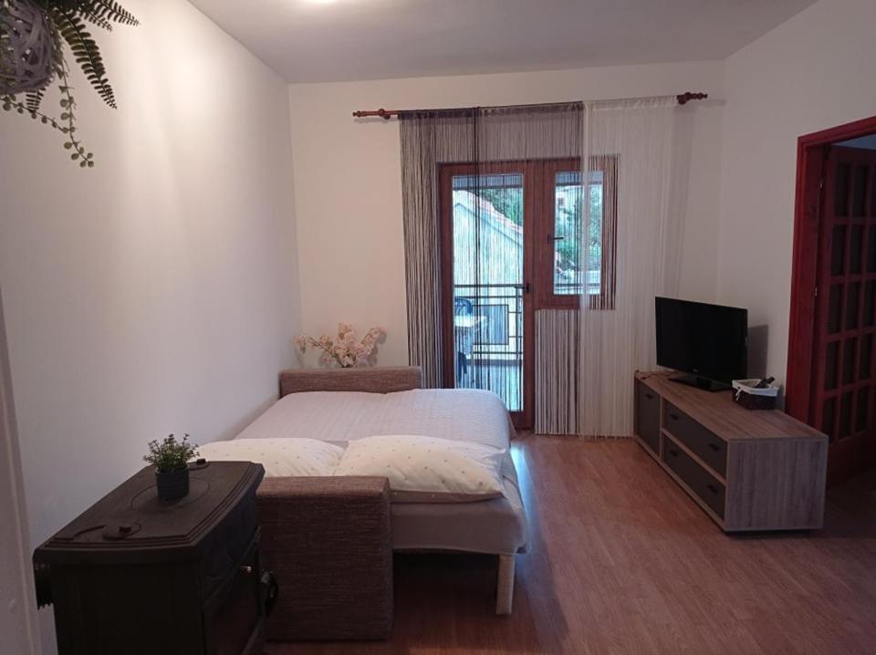Apartmani Mare Шибеник Екстер'єр фото